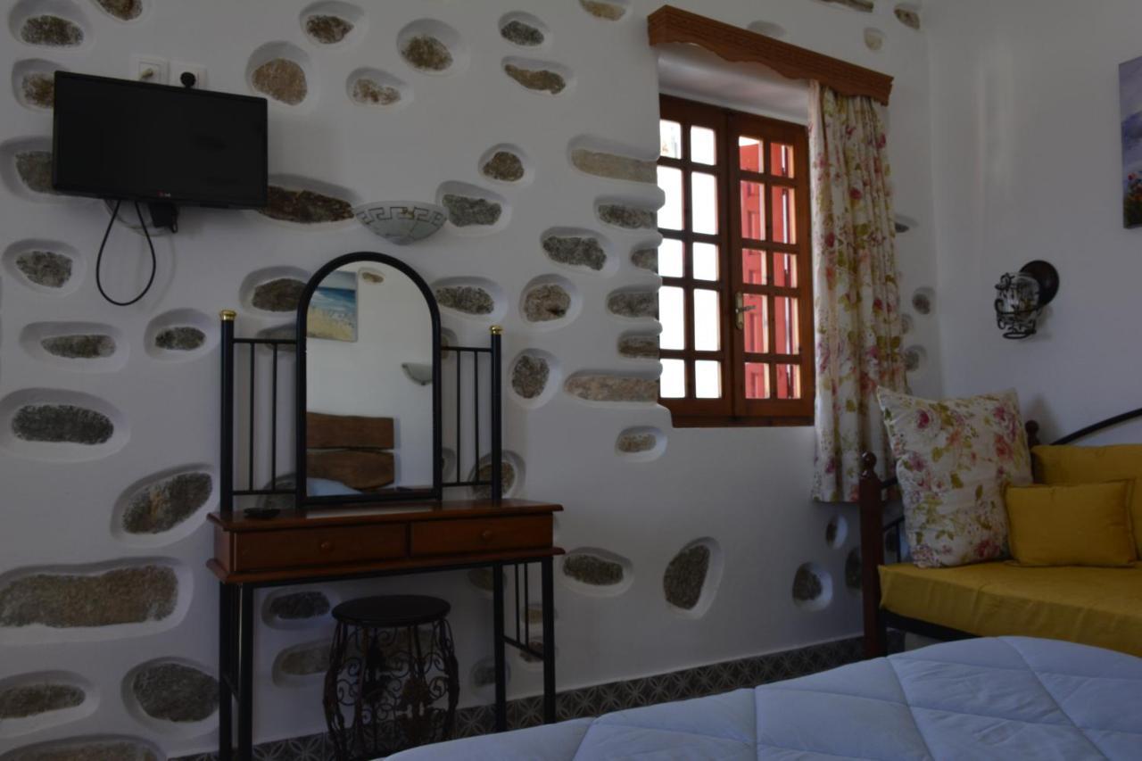 Studios Bourgos Naxos City Екстериор снимка